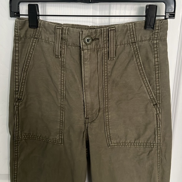 Levi’s Ribcage Utility Wide-Leg Pants Olive Night Green Size 24 - Picture 6 of 8